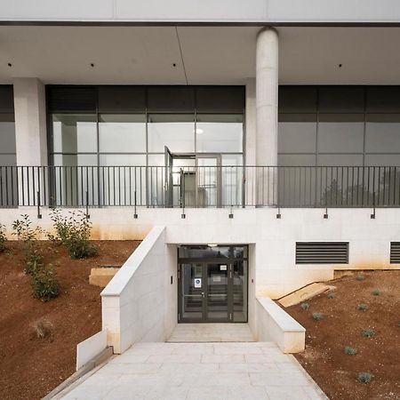 Mannequin: Sea View, Private Parking In The Garage Apartment Rijeka Exterior photo