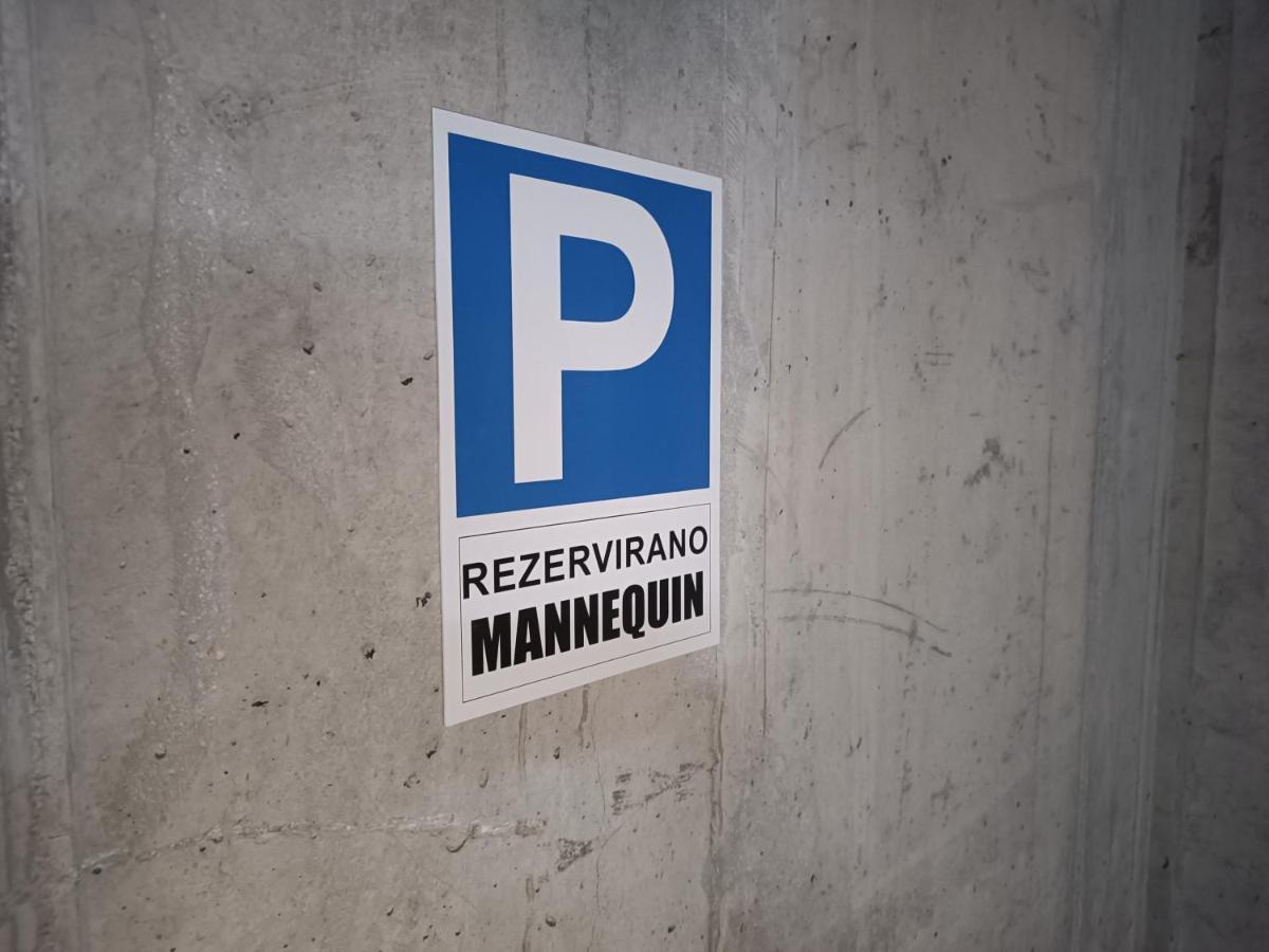 Mannequin: Sea View, Private Parking In The Garage Apartment Rijeka Exterior photo